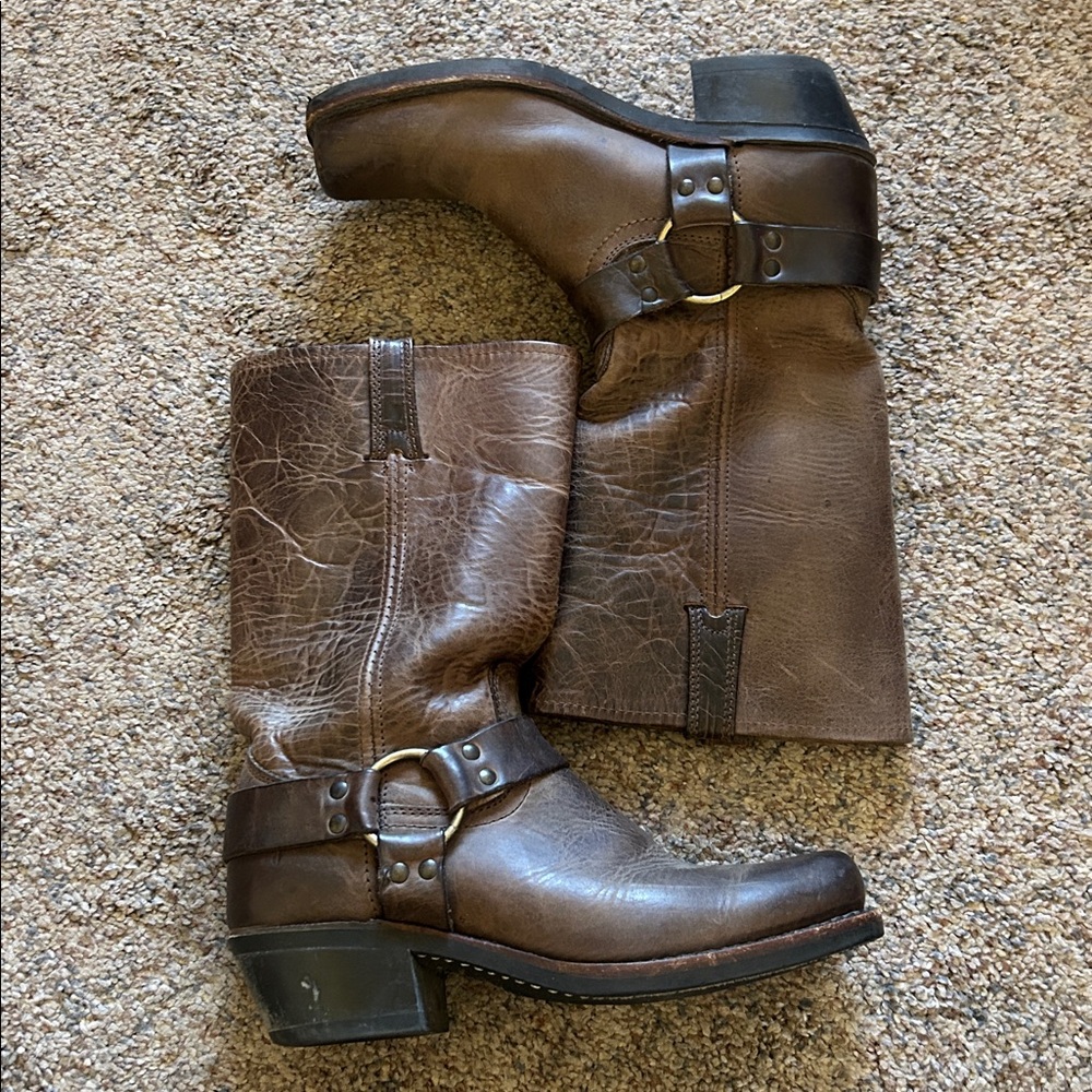 FRYE Harness 12R Women’s Leather Mid-Calf Boots Color: Smoke Size: 9 M - Picture 9 of 12
